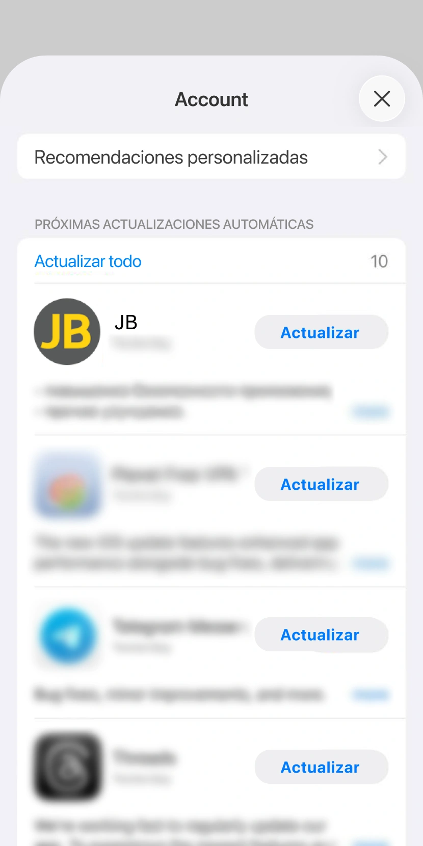 Desliza la pantalla en iOS para buscar la nueva versión y actualizar la App.